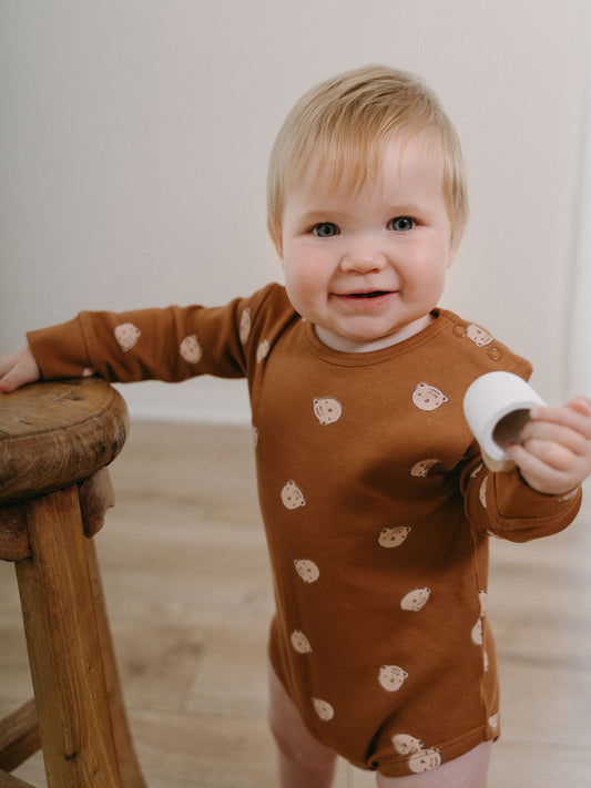 Long Sleeve Bodysuit - Cosy Bear Russet